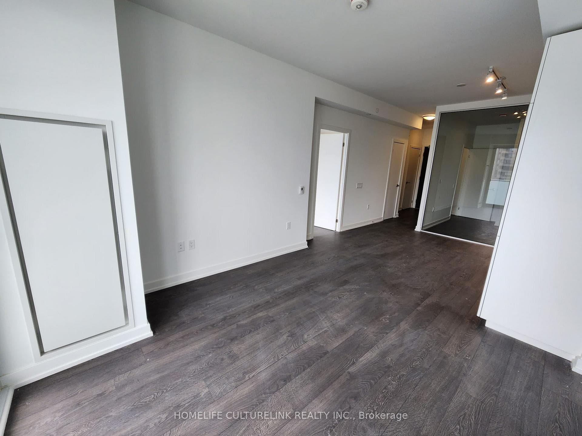 8 Olympic Garden Drive Unit 1008 photo 5