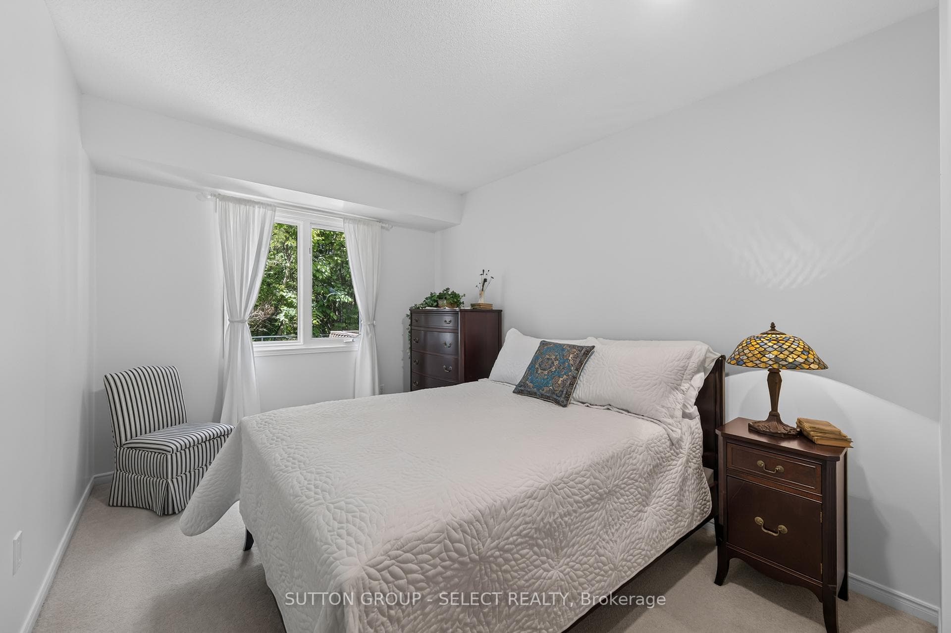 99 Edgevalley Road Unit 43 photo 17