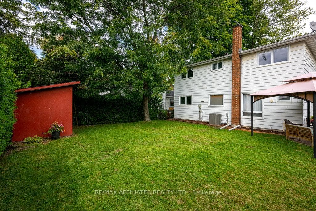 23 Burnview Crescent photo 34