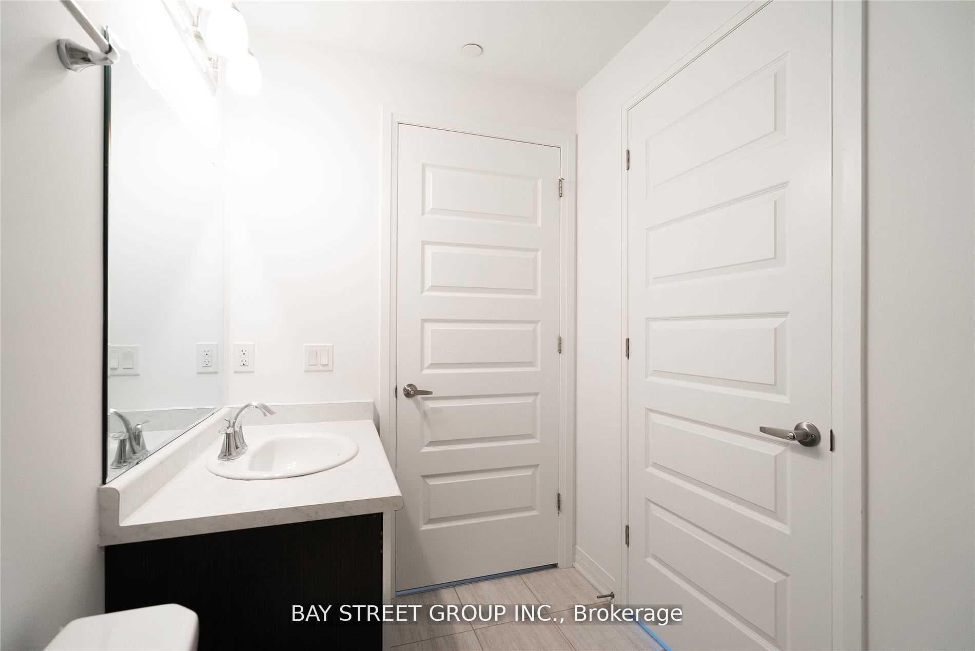 128 Grovewood Common Unit 120 photo 22