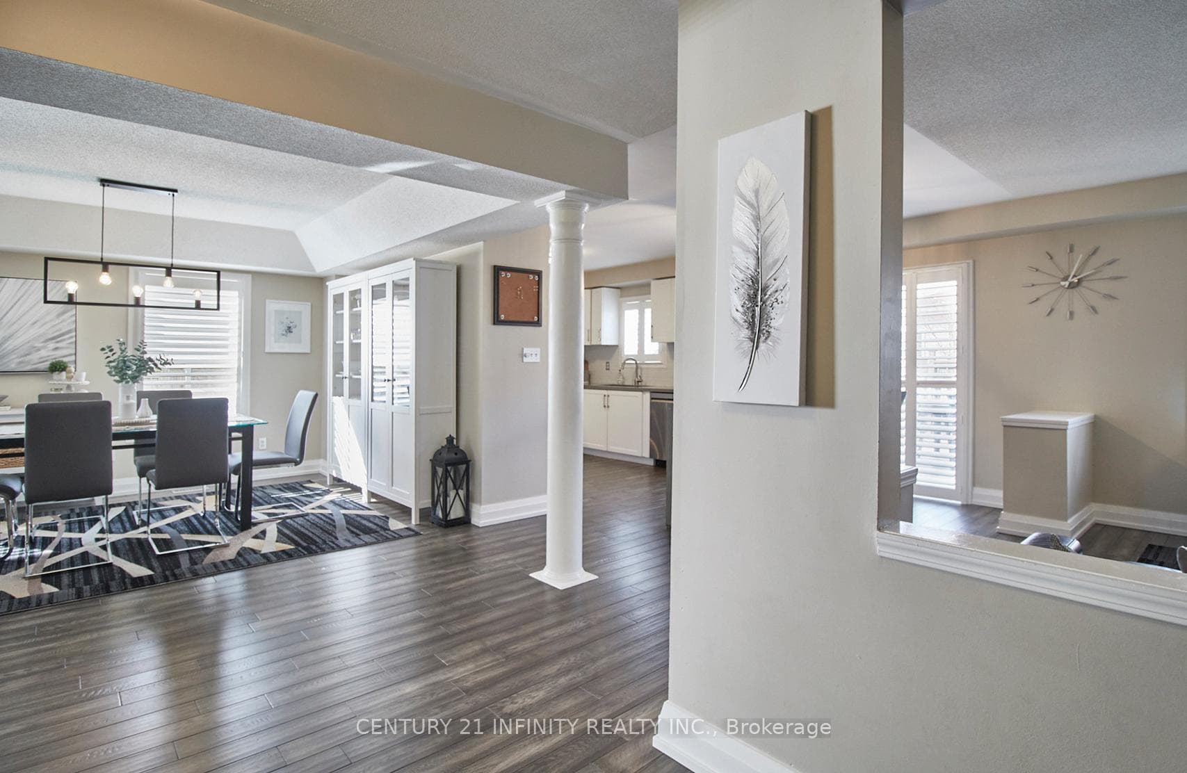 18 Rosemeadow Crescent photo 8