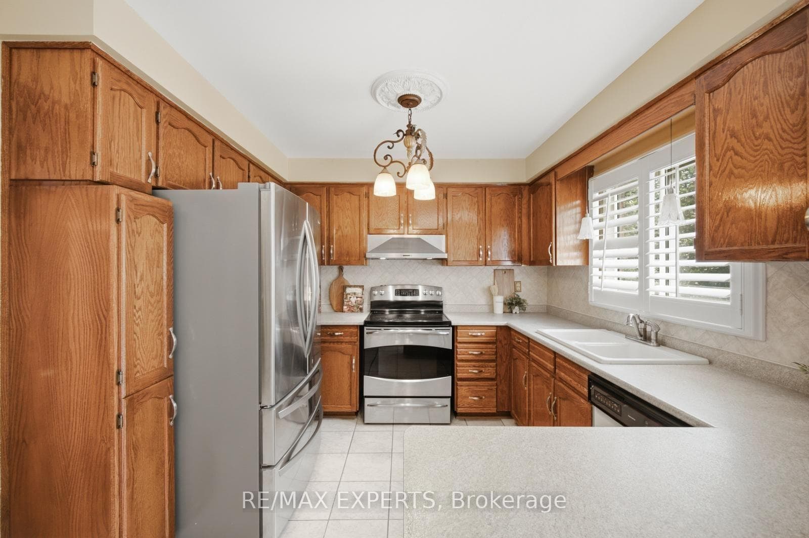 221 Judith Avenue photo 16