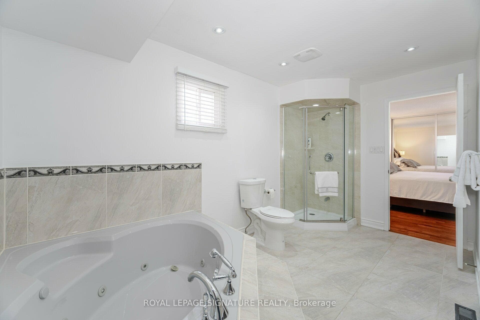 36 Smye Court photo 19