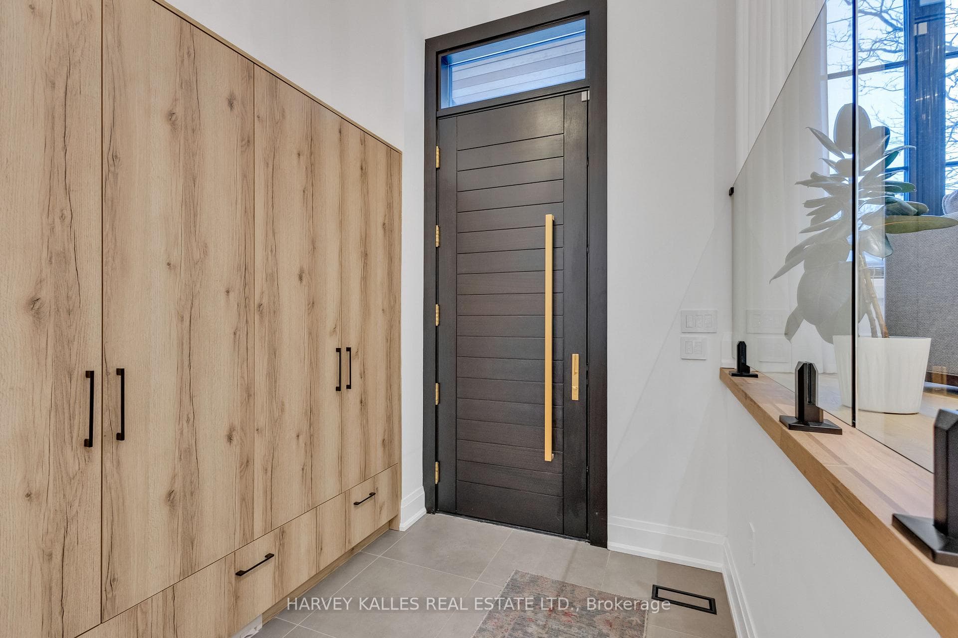 72 Castlefield Avenue photo 5