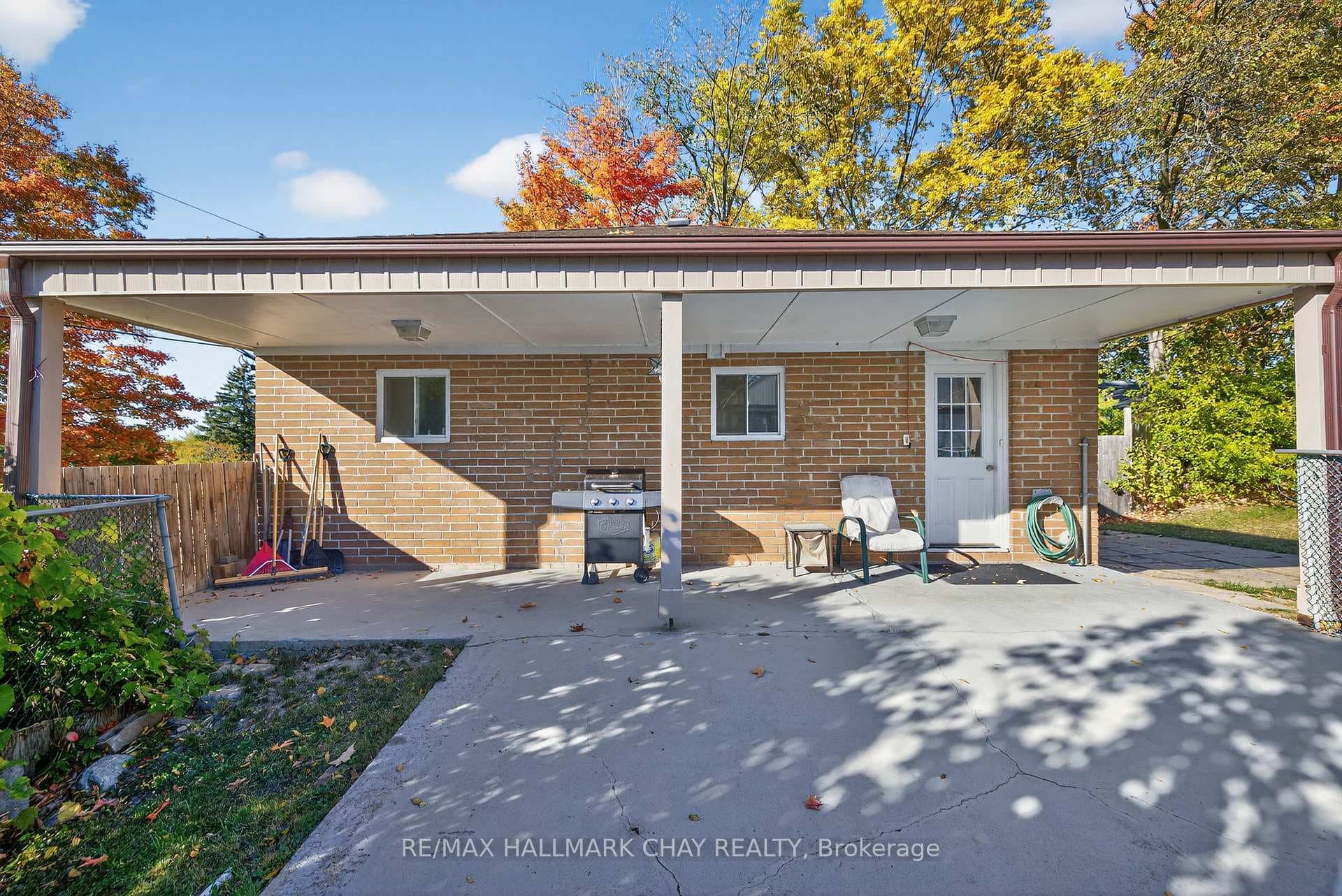 39 Highfield Crescent photo 31