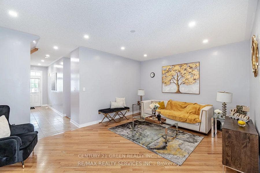 58 Swanton Road Unit Main photo 3