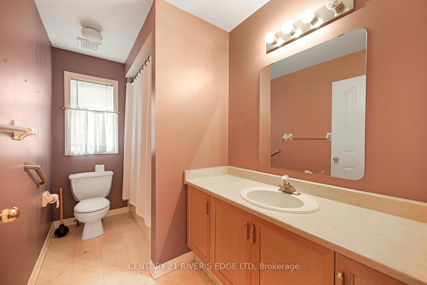 6 SUNNYBROOKE Drive photo 16