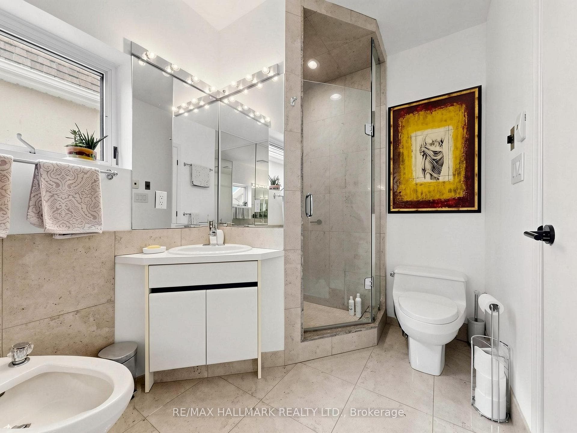 63 St Clements Avenue photo 36