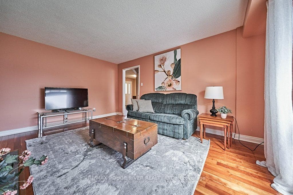 7 Ormandy Court photo 16
