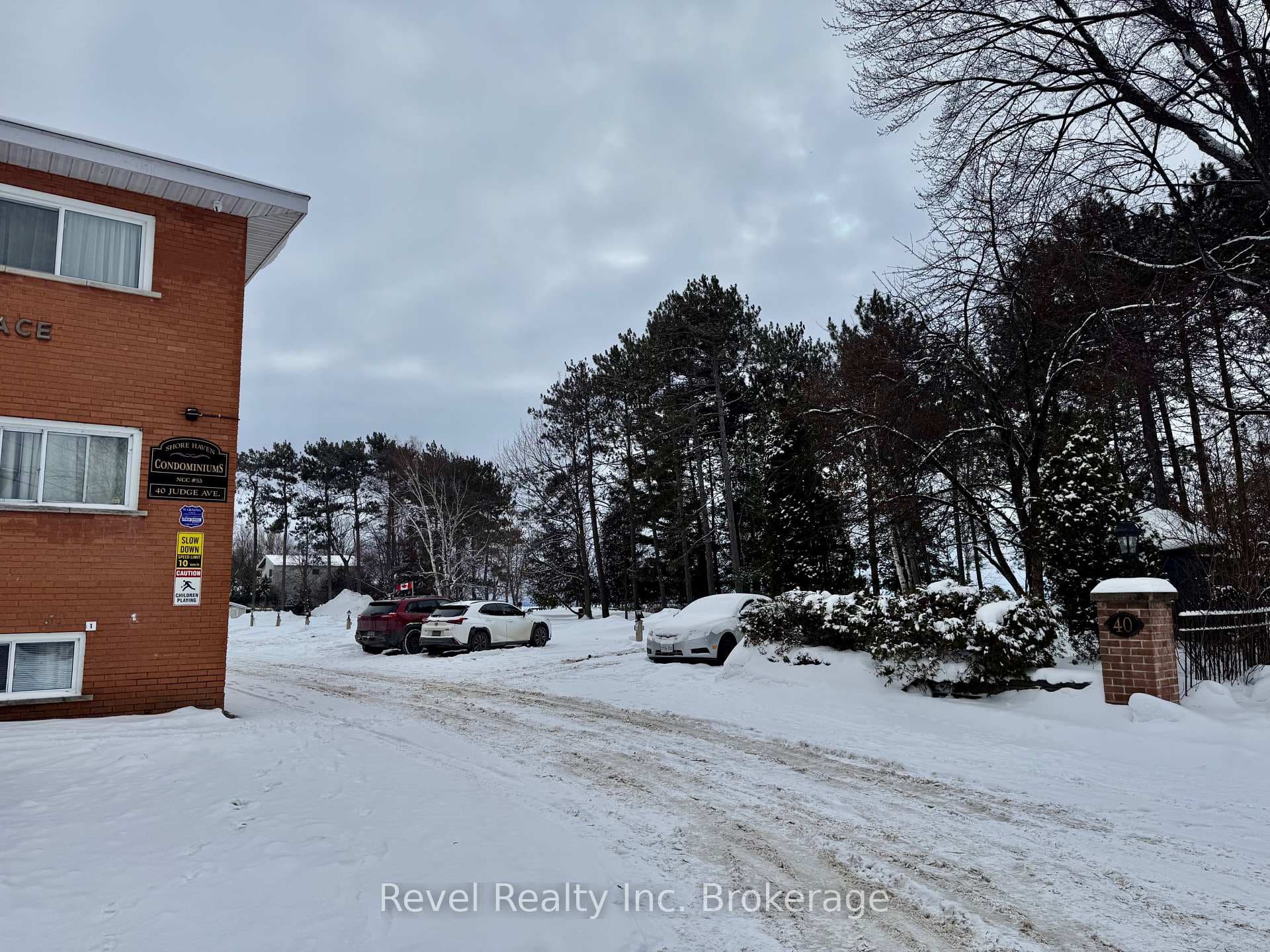 Entrance to Shore Haven Apartments