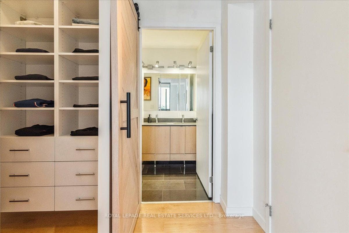 33 Lombard Street Unit 4102 photo 30