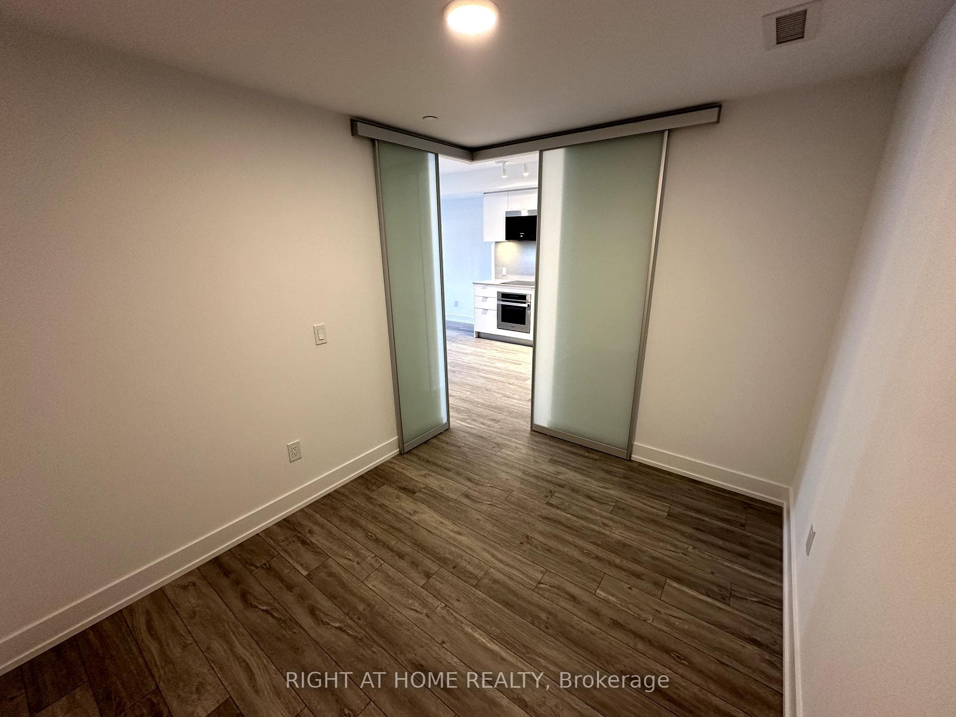 8 Cedarland Drive Unit 1005 photo 9