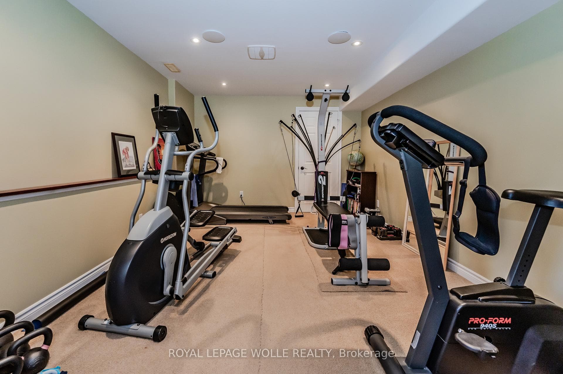 806 Munich Circle photo 30