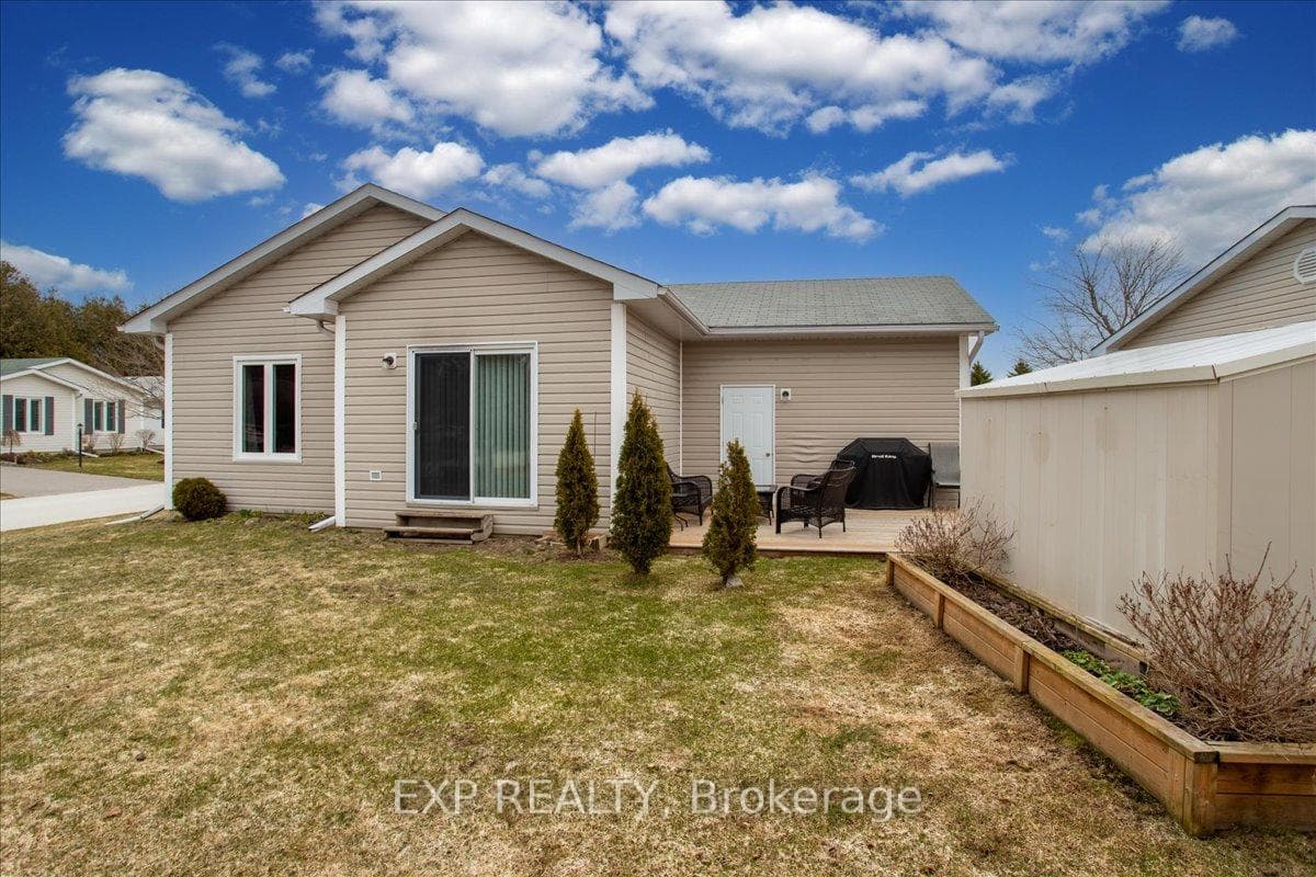10 ATLANTIC . Avenue photo 21
