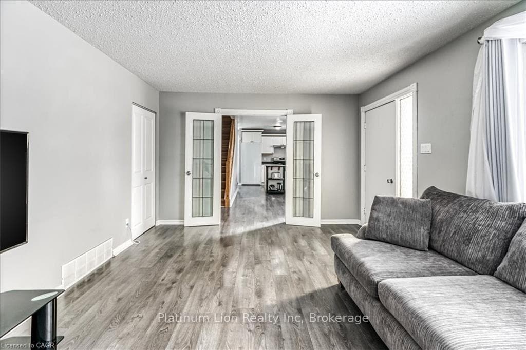 2088 Pilon Street photo 11