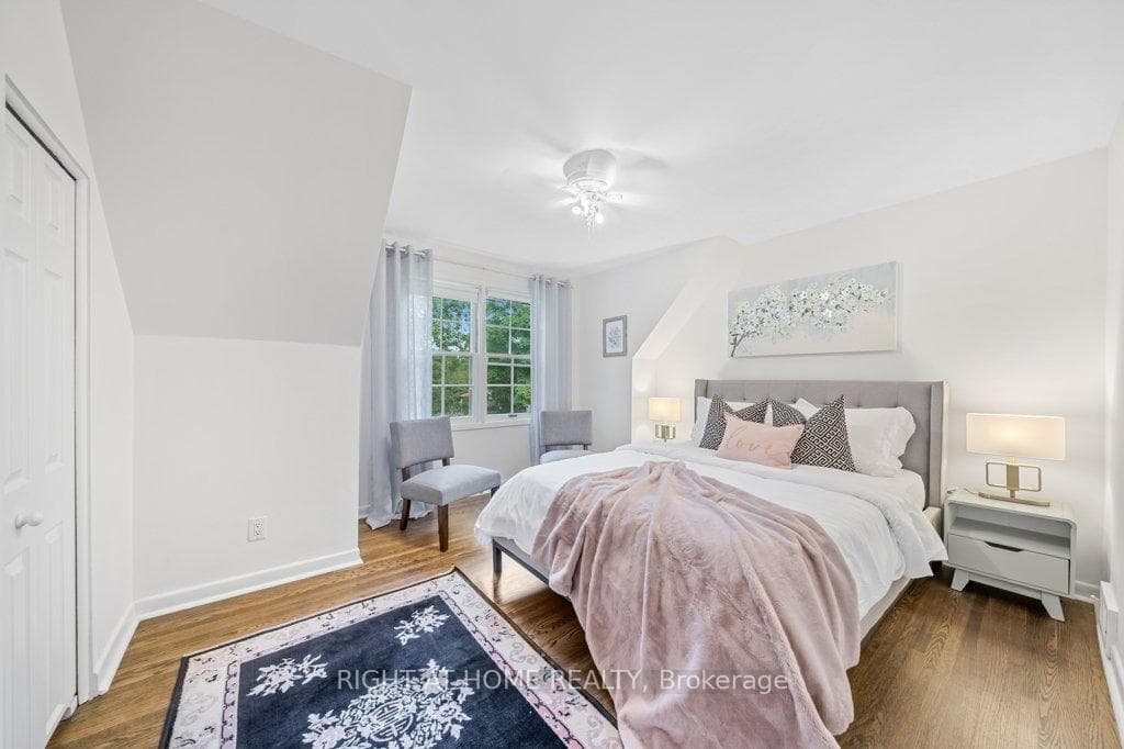 6 Almond Avenue photo 26