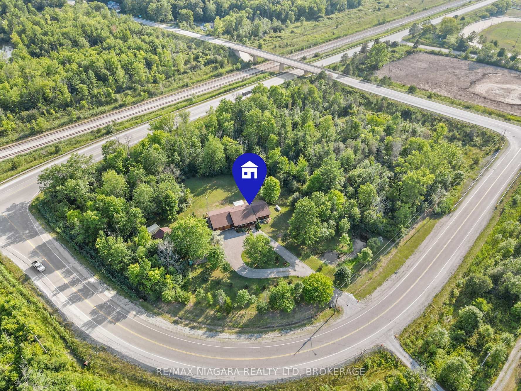 15 Keefer Drive photo 42