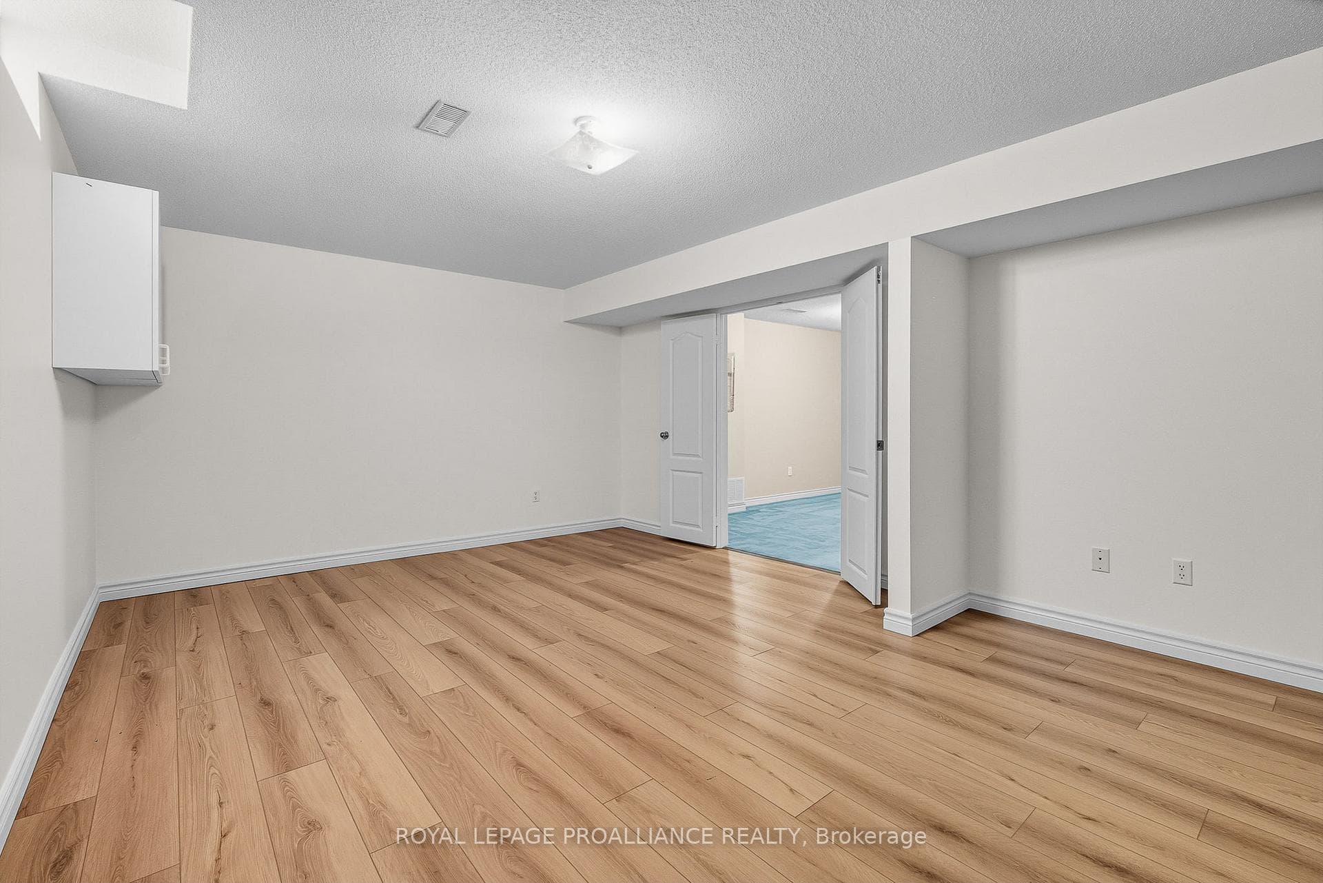 20 Patrick Drive photo 38