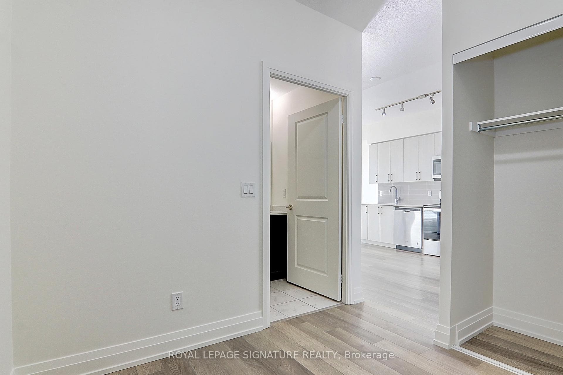 3121 Sheppard Avenue Unit 1203 photo 24