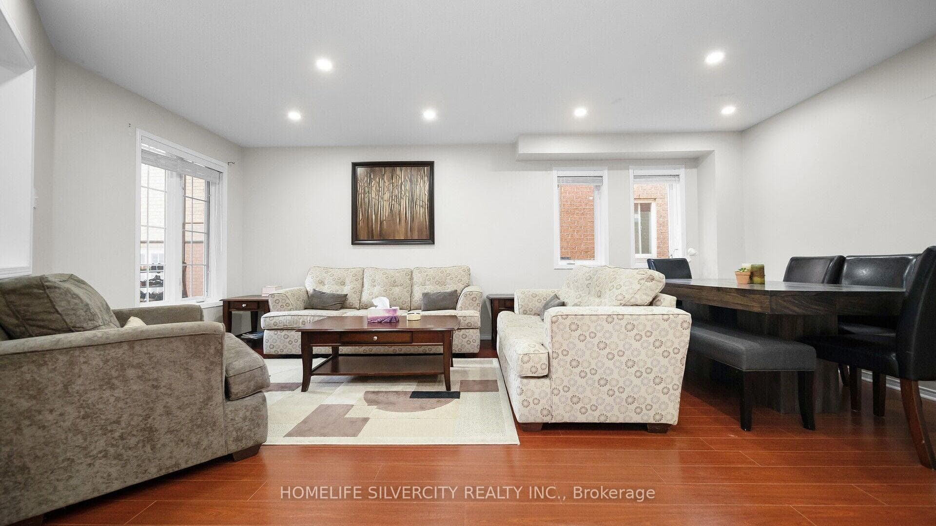 45 Lauraglen Crescent photo 6