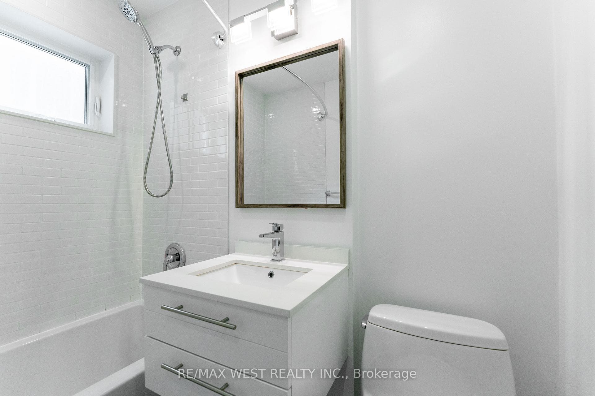 1024 Davenport Road photo 20