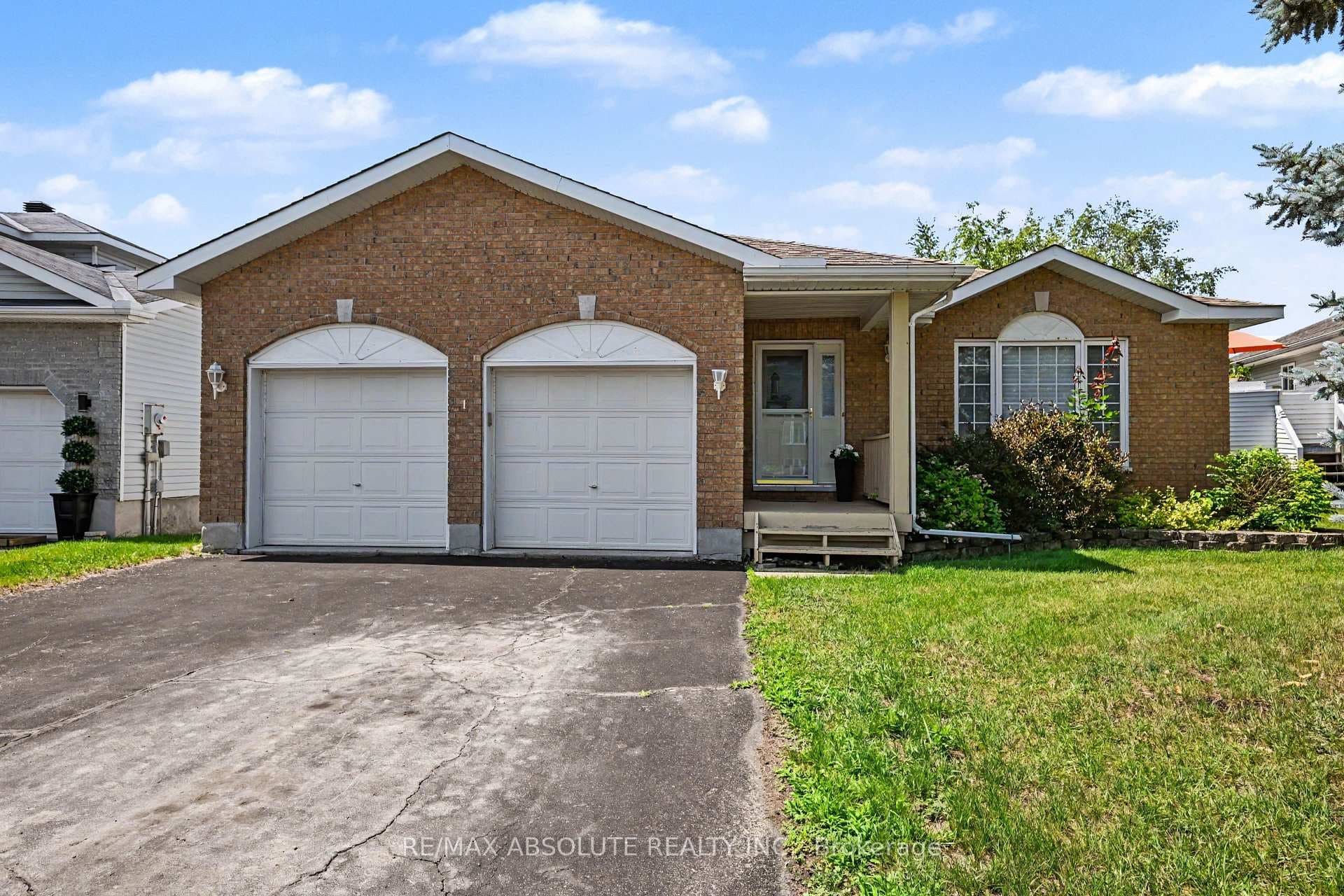 1 River Ridge Crescent photo 44