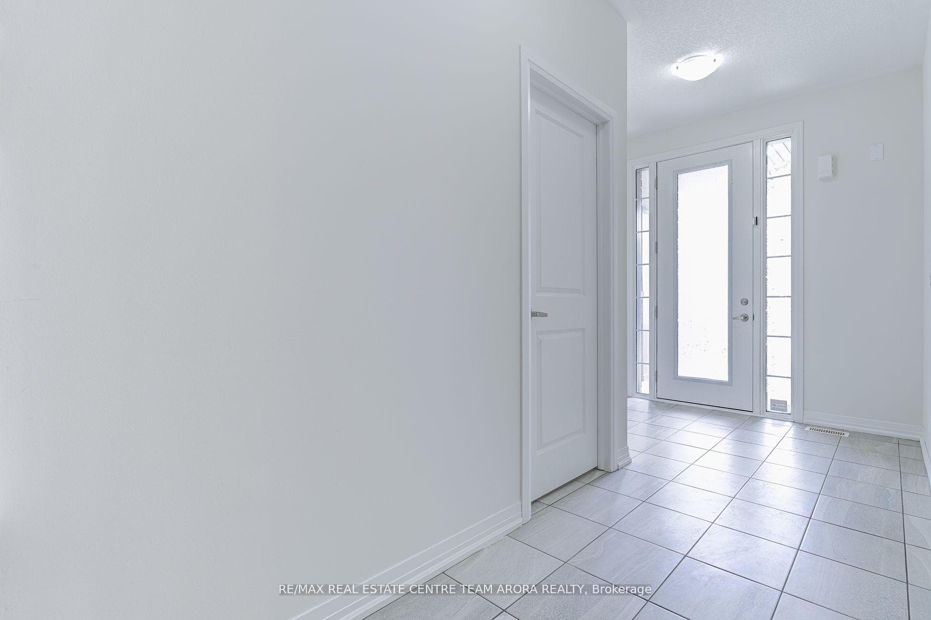 36 Crossmore Crescent photo 3