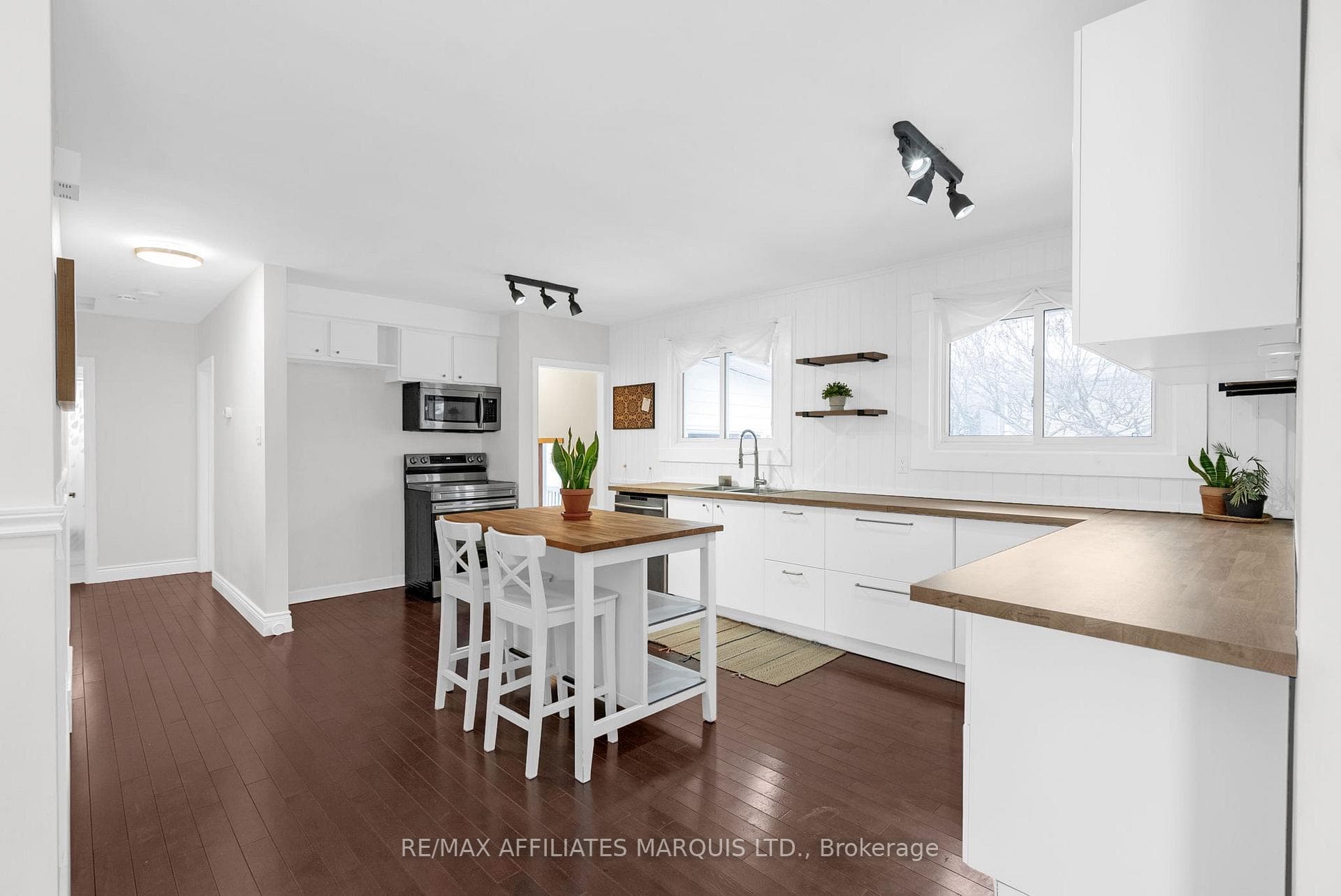 1217 Osborne Avenue photo 6