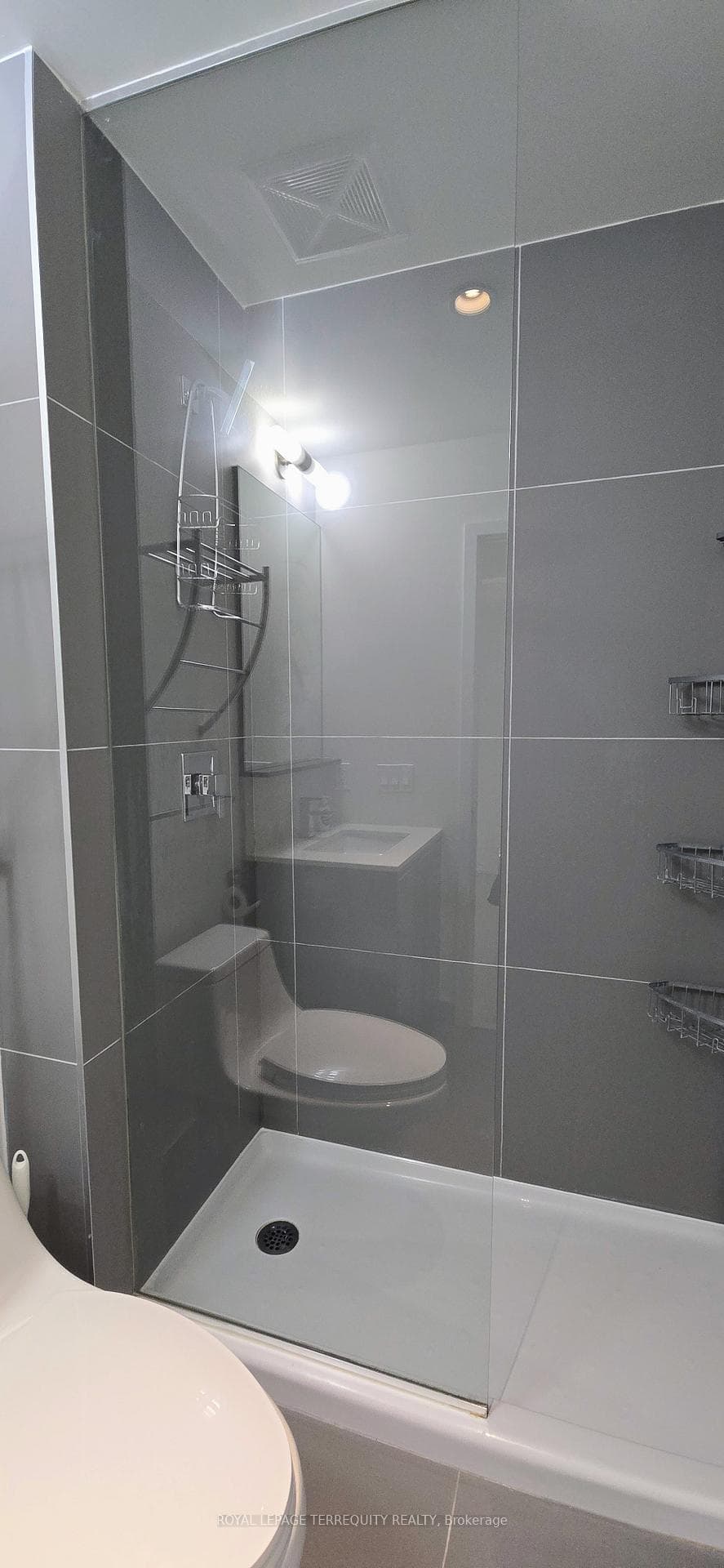 20 Gladstone Avenue Unit 502 photo 15