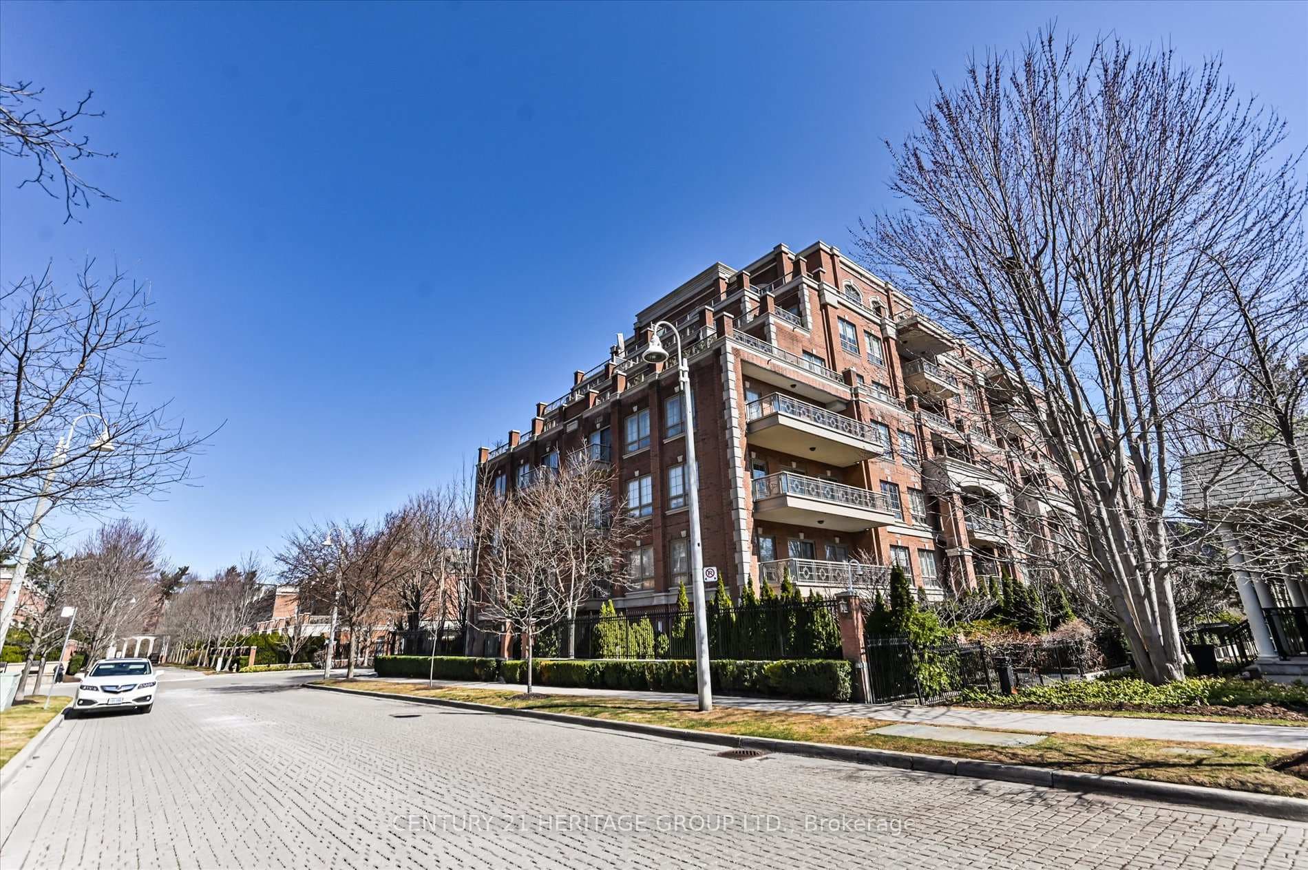 21 Burkebrook Place Unit 519 photo 43