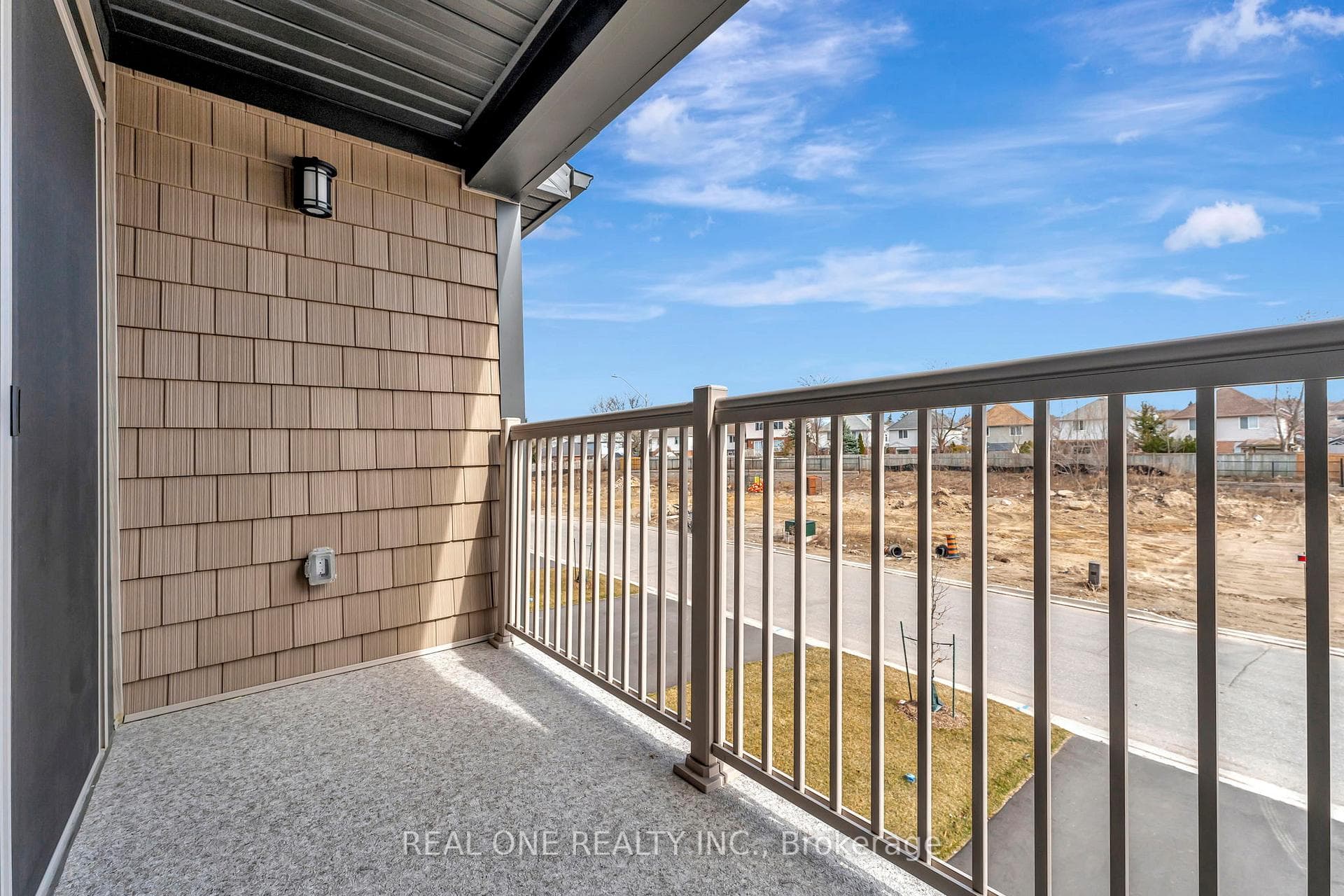 82 Harrison Drive photo 23