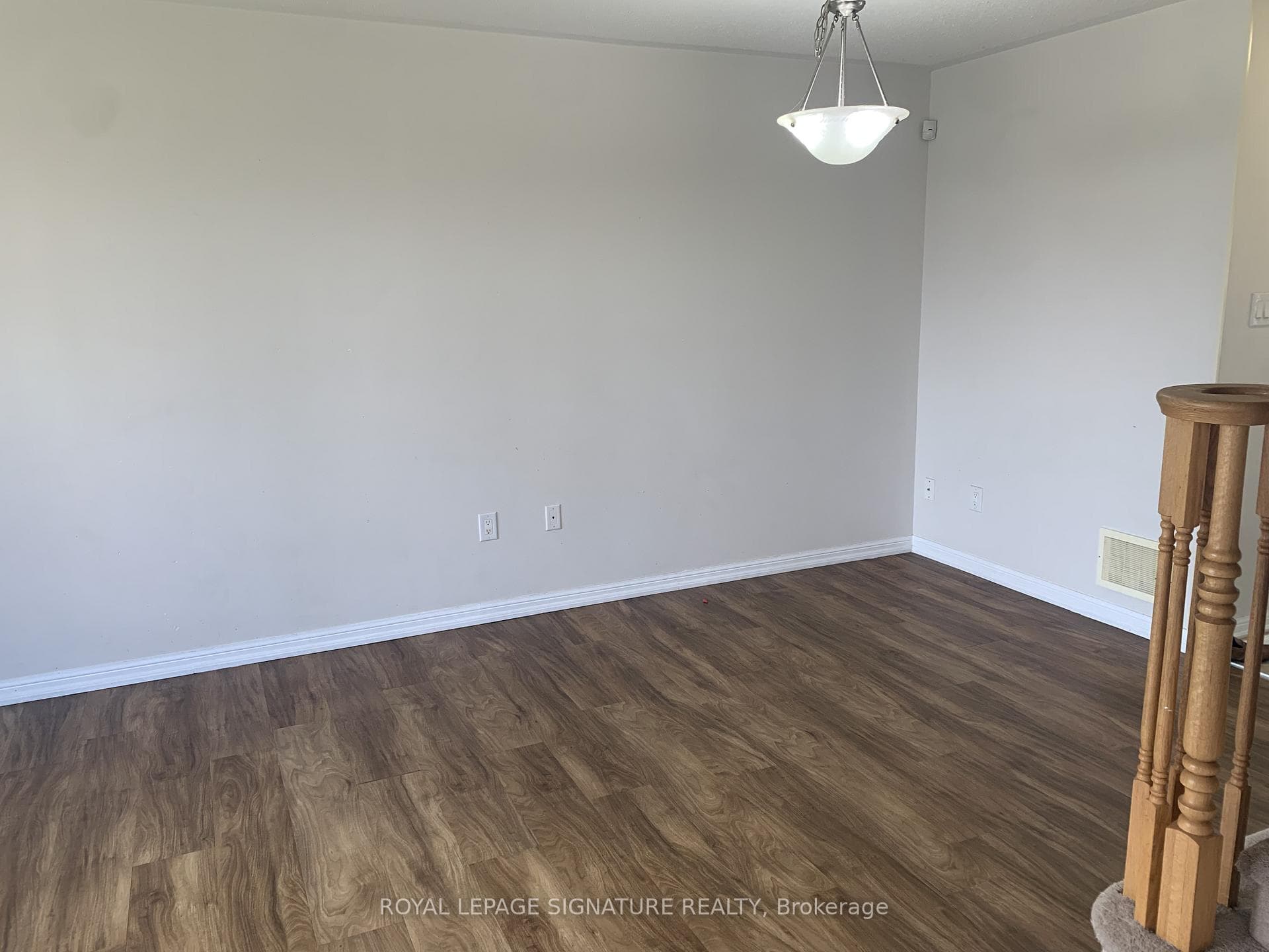 1057 Nadalin Heights photo 8