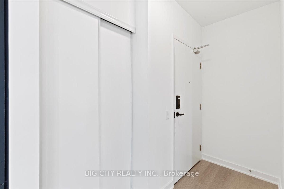 3883 Quartz Road Unit 806 photo 5