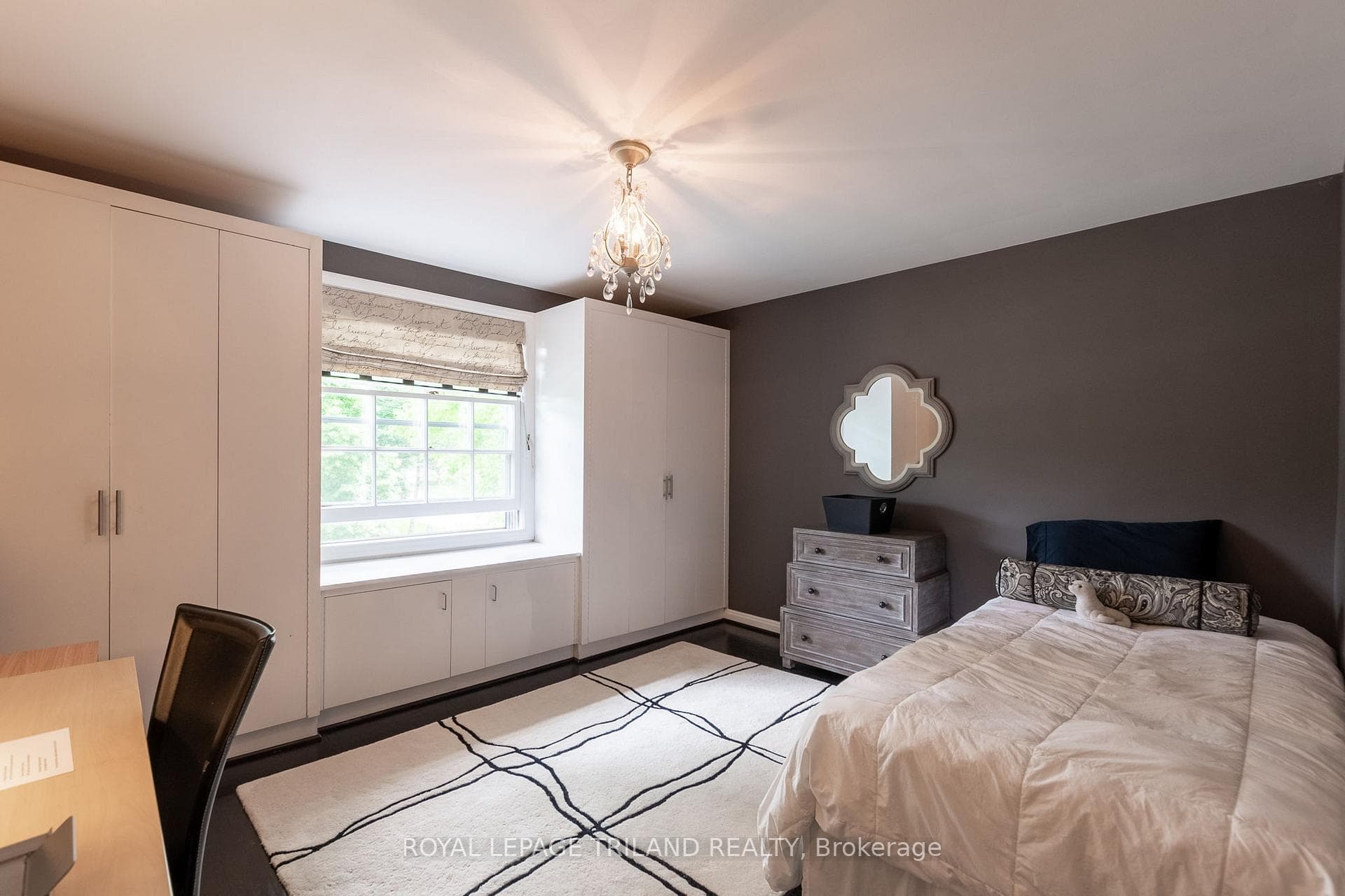 9 Scarlett Avenue photo 29