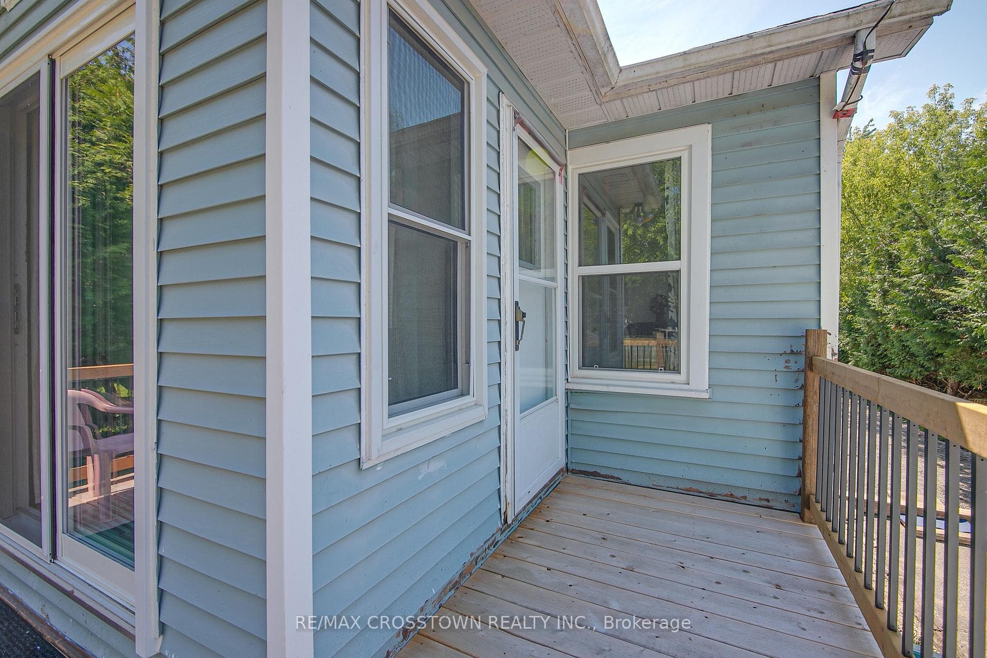 1160 Alfred Street photo 33