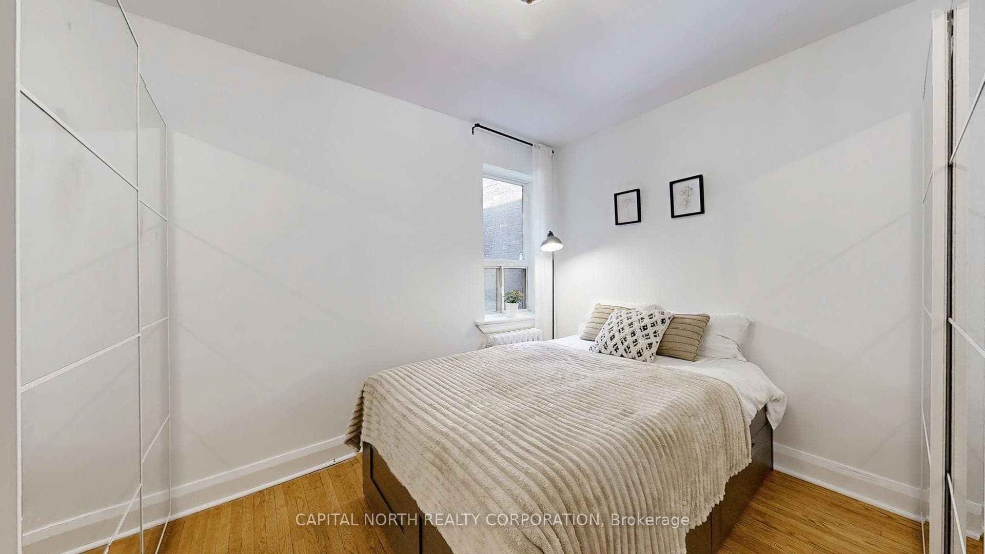35 Raglan Avenue Unit 302 photo 13
