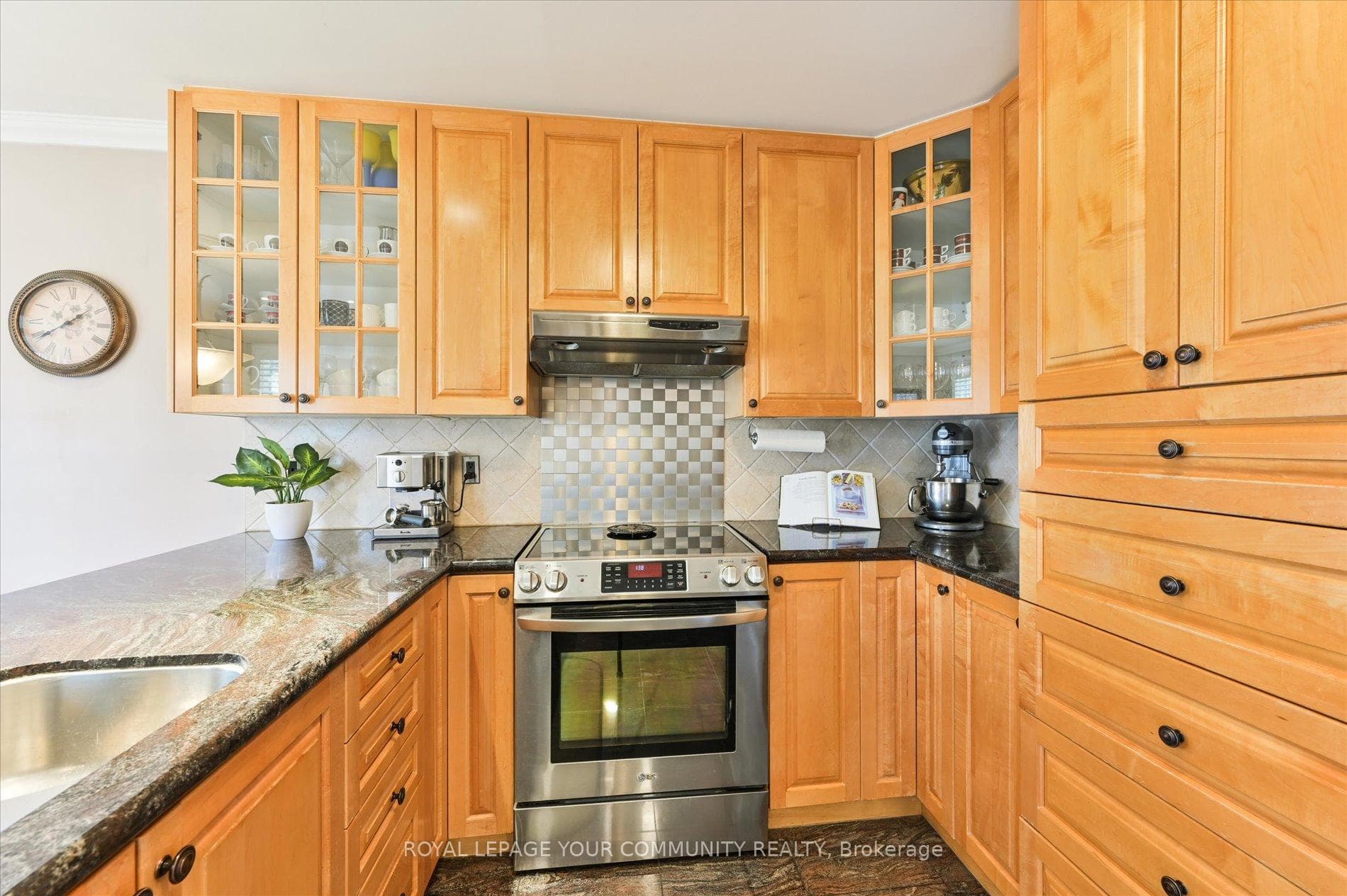 145 Oliver Lane photo 13