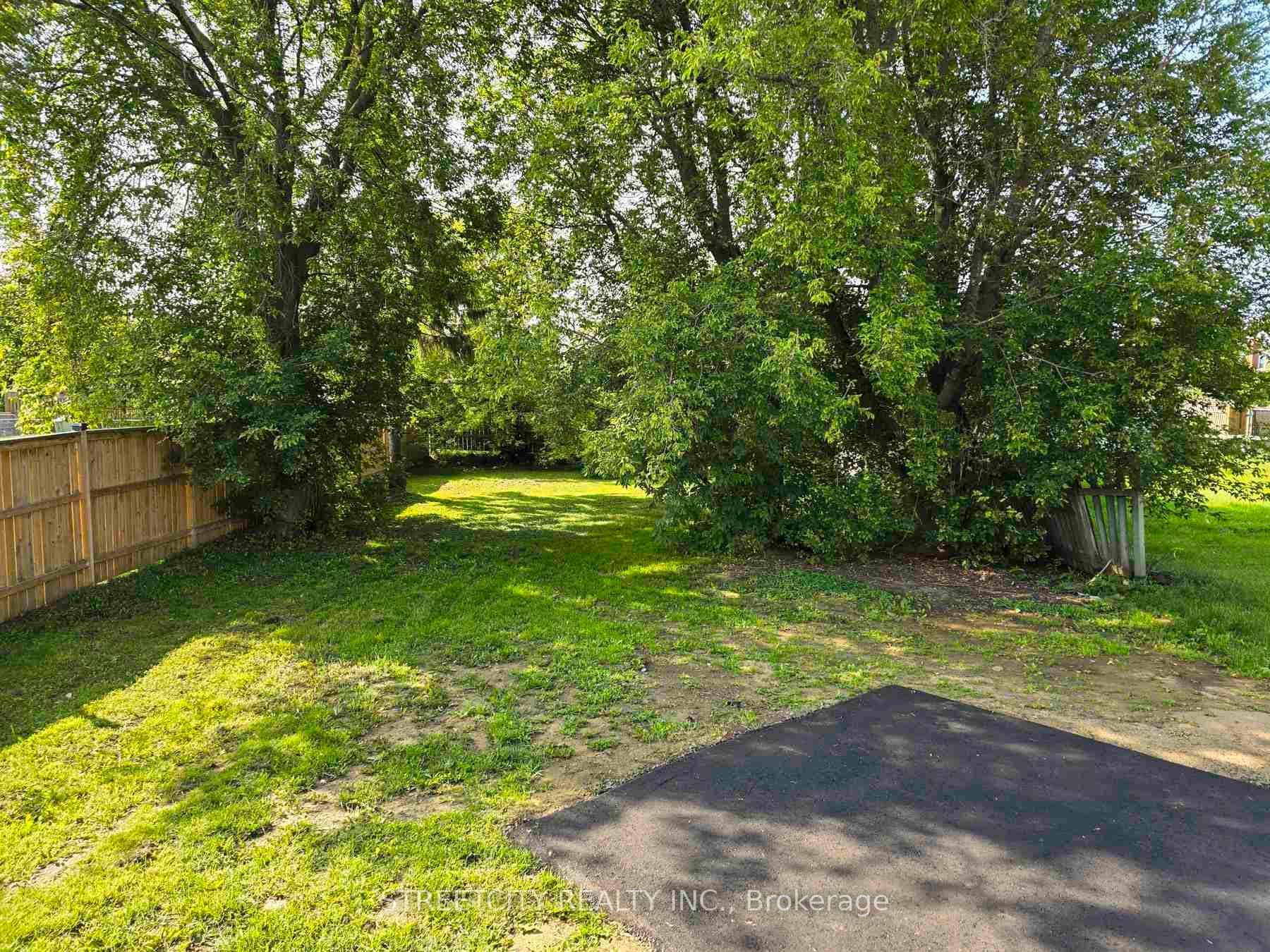 228 Christina Street photo 44