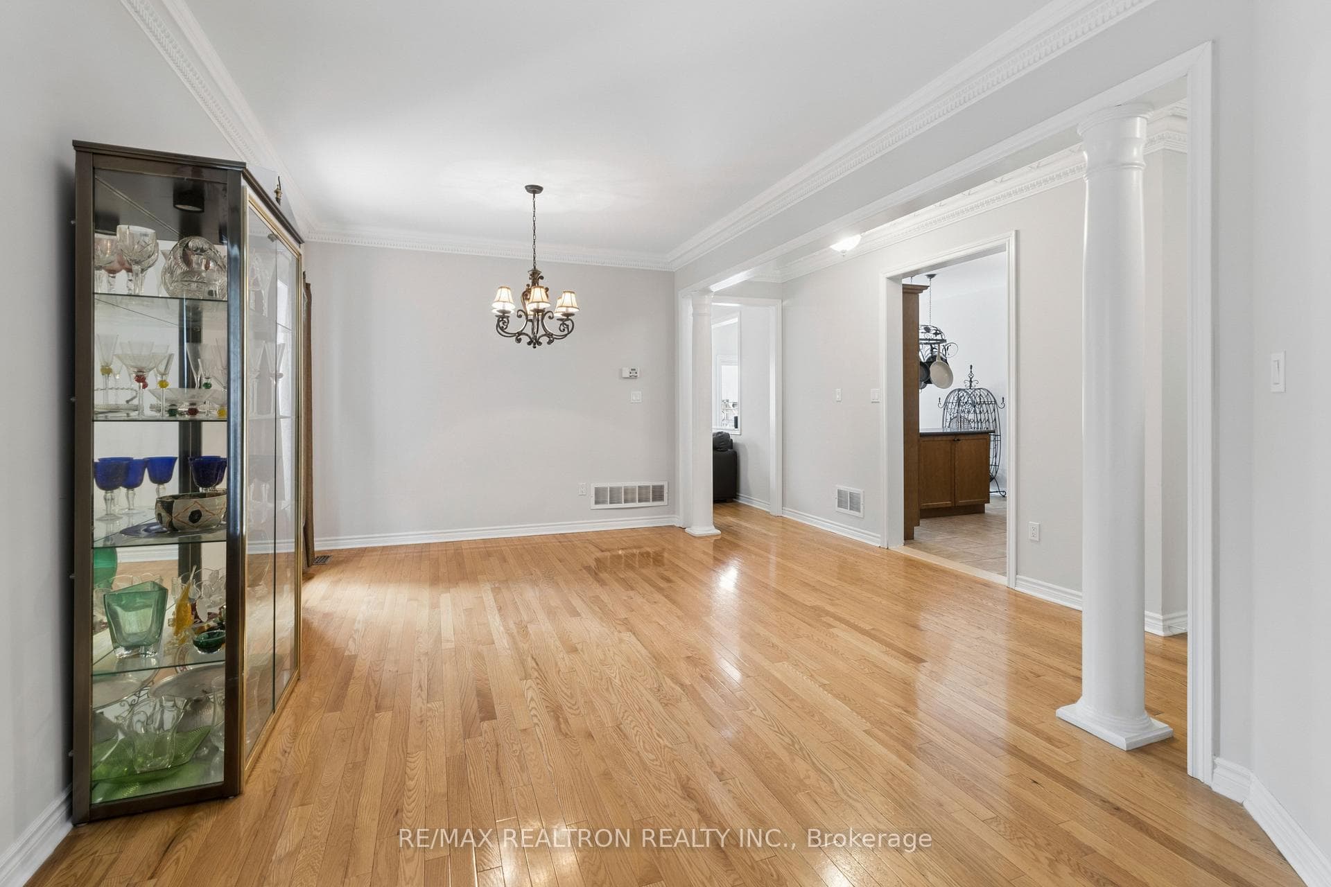 32 Brackenwood Avenue photo 12