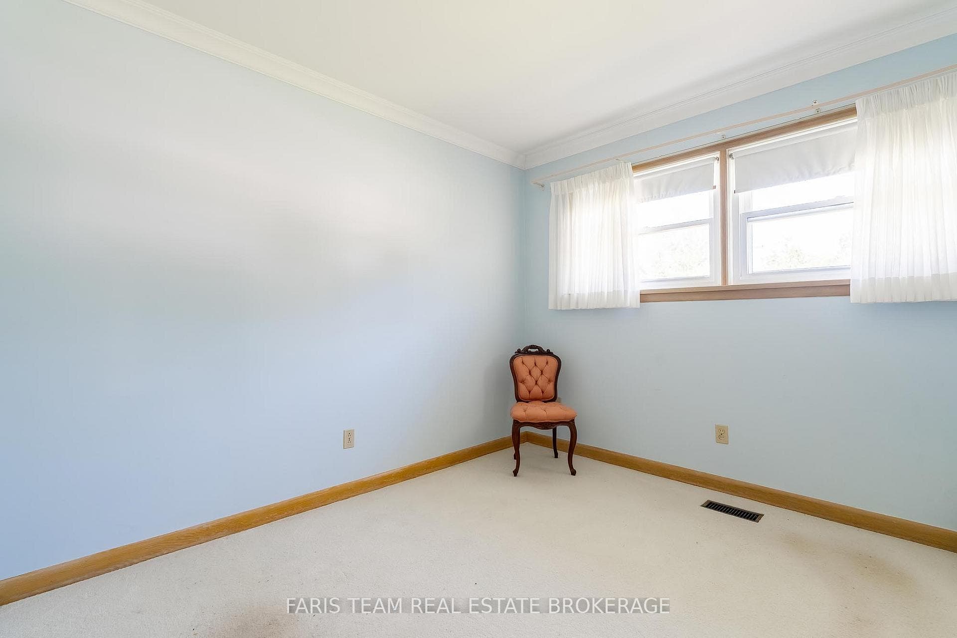 37 Downsview Drive photo 18