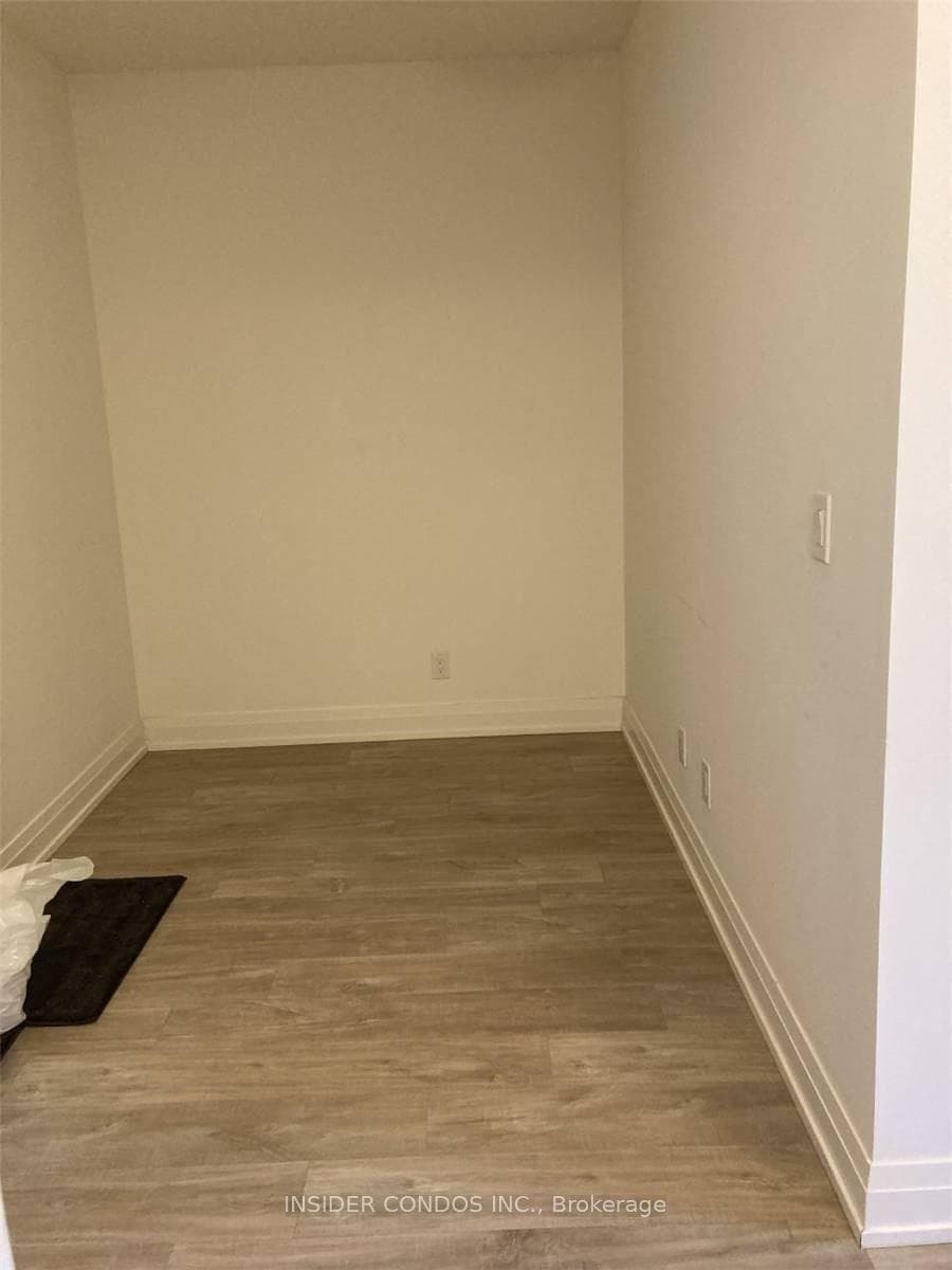 3600 Highway 7 Road Unit 2210 photo 4