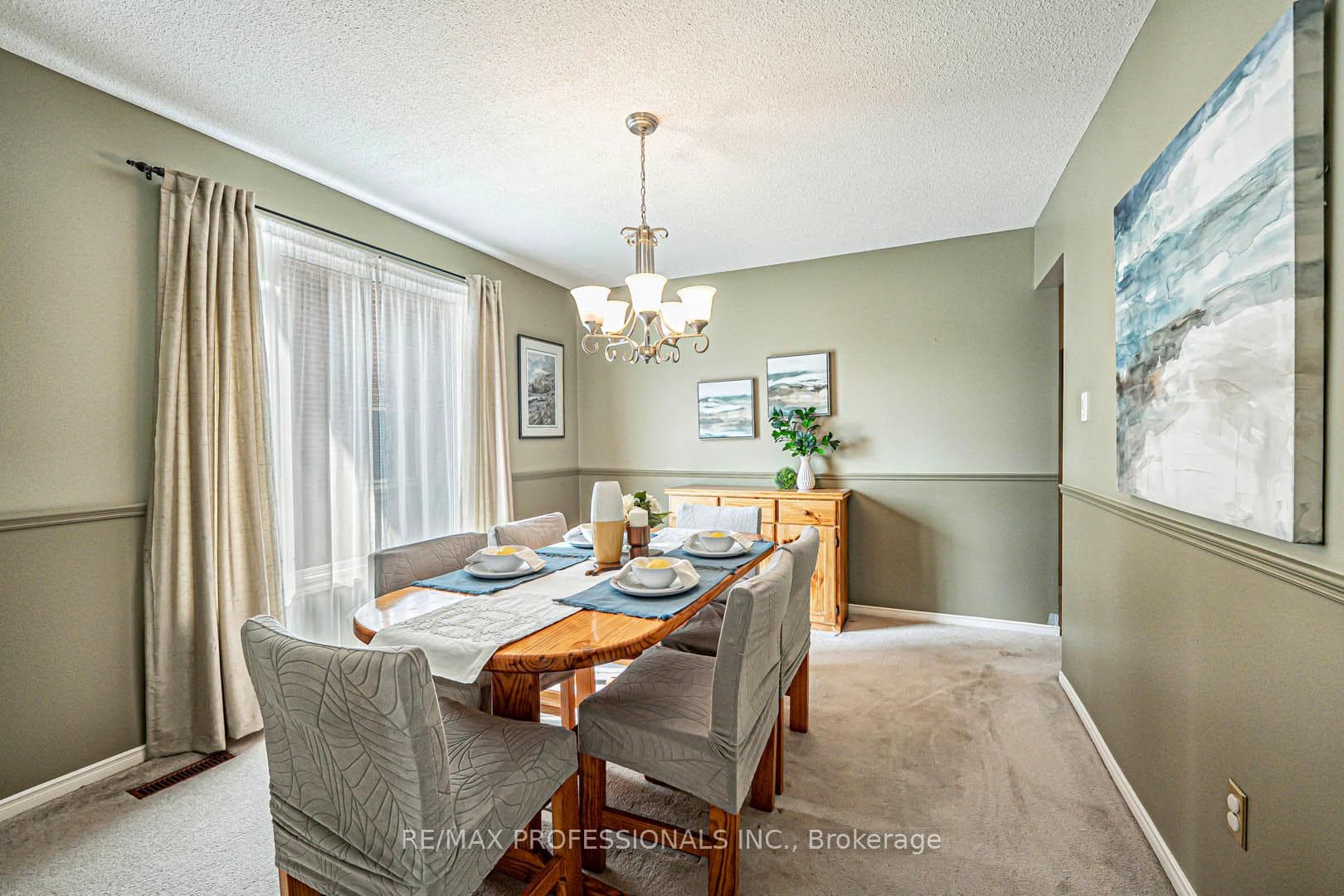 3953 Selkirk Place photo 14