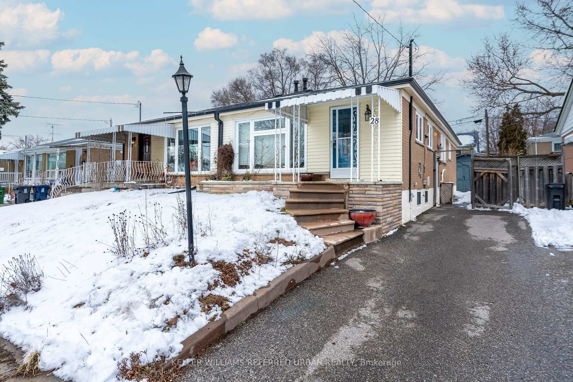 28 Trinnell Boulevard photo 1