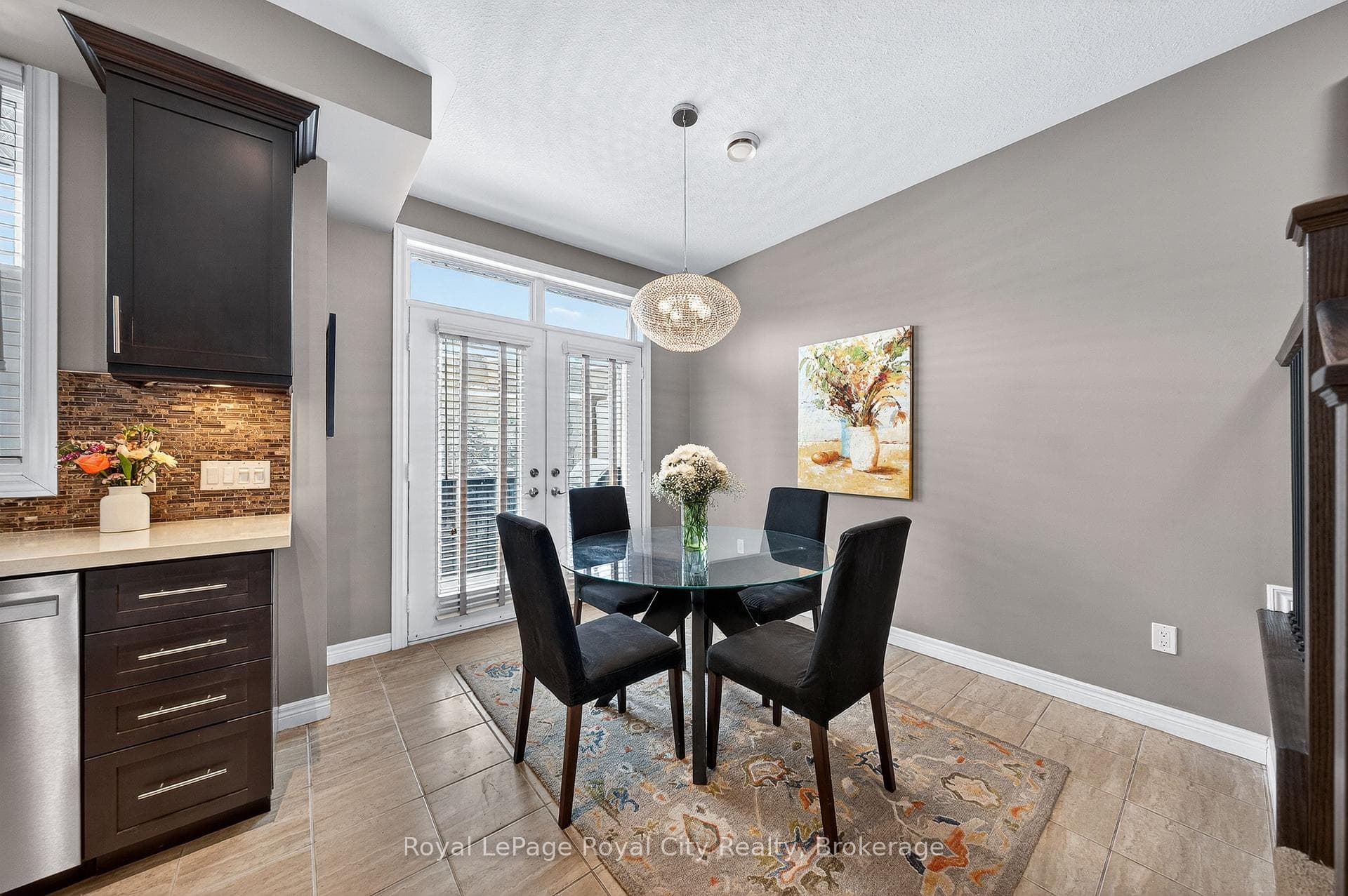 92 Cardigan Street photo 12