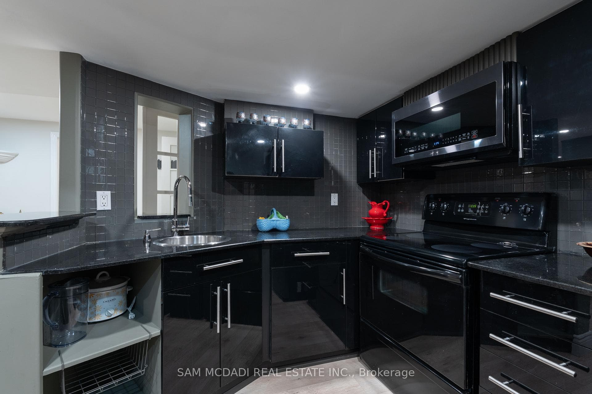6158 Kisby Drive photo 29