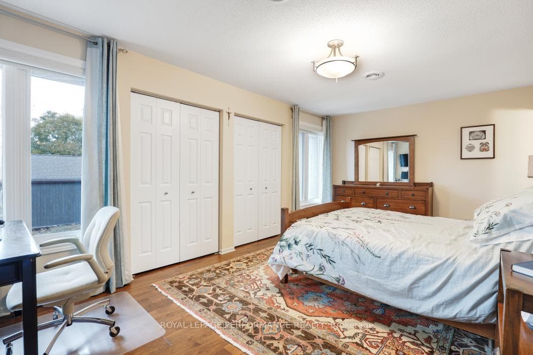 695 Richmond Road photo 27