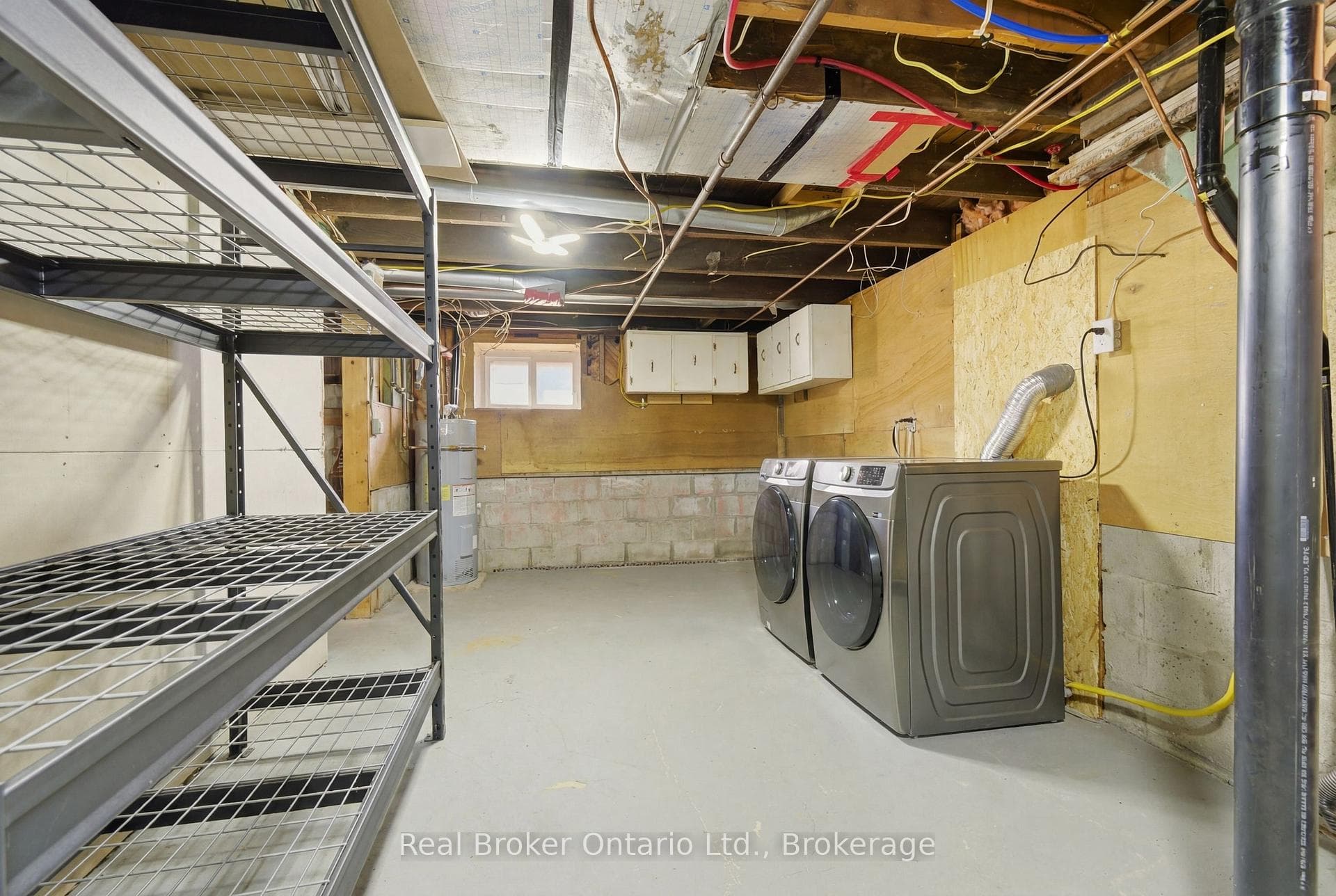 154 Niagara Falls Road photo 33