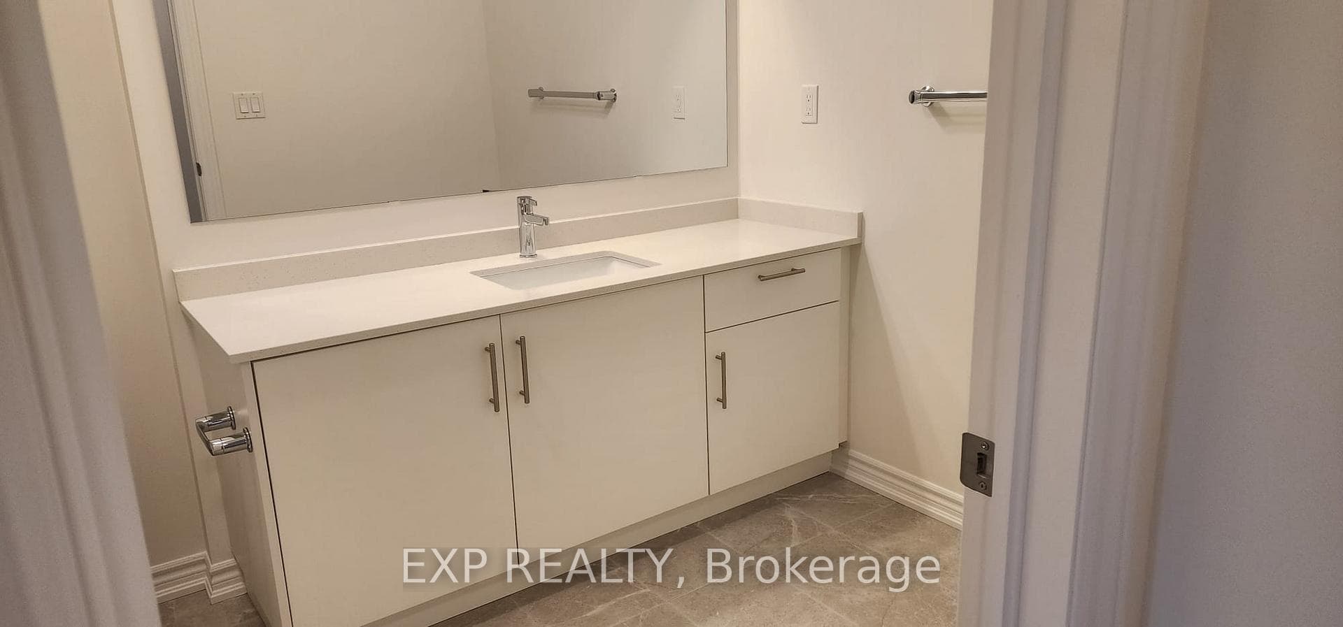 466 Celandine Terr Terrace photo 13