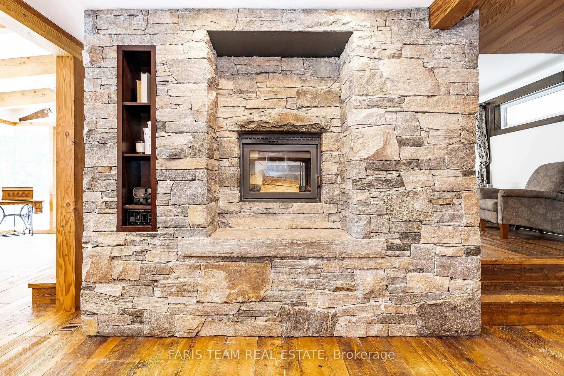 1507 Hendrie Road photo 9