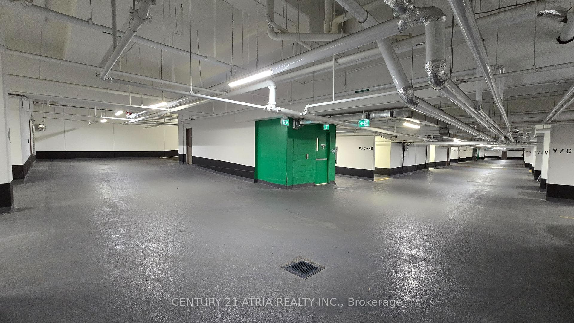 8888 Yonge Street Unit 1005 photo 23